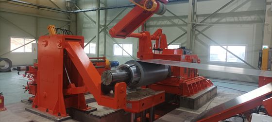 20-40m/min 절단 속도 1550mm 콜드 롤링 비행 시어 0.25mm-2.3mm 금속 코일 절단